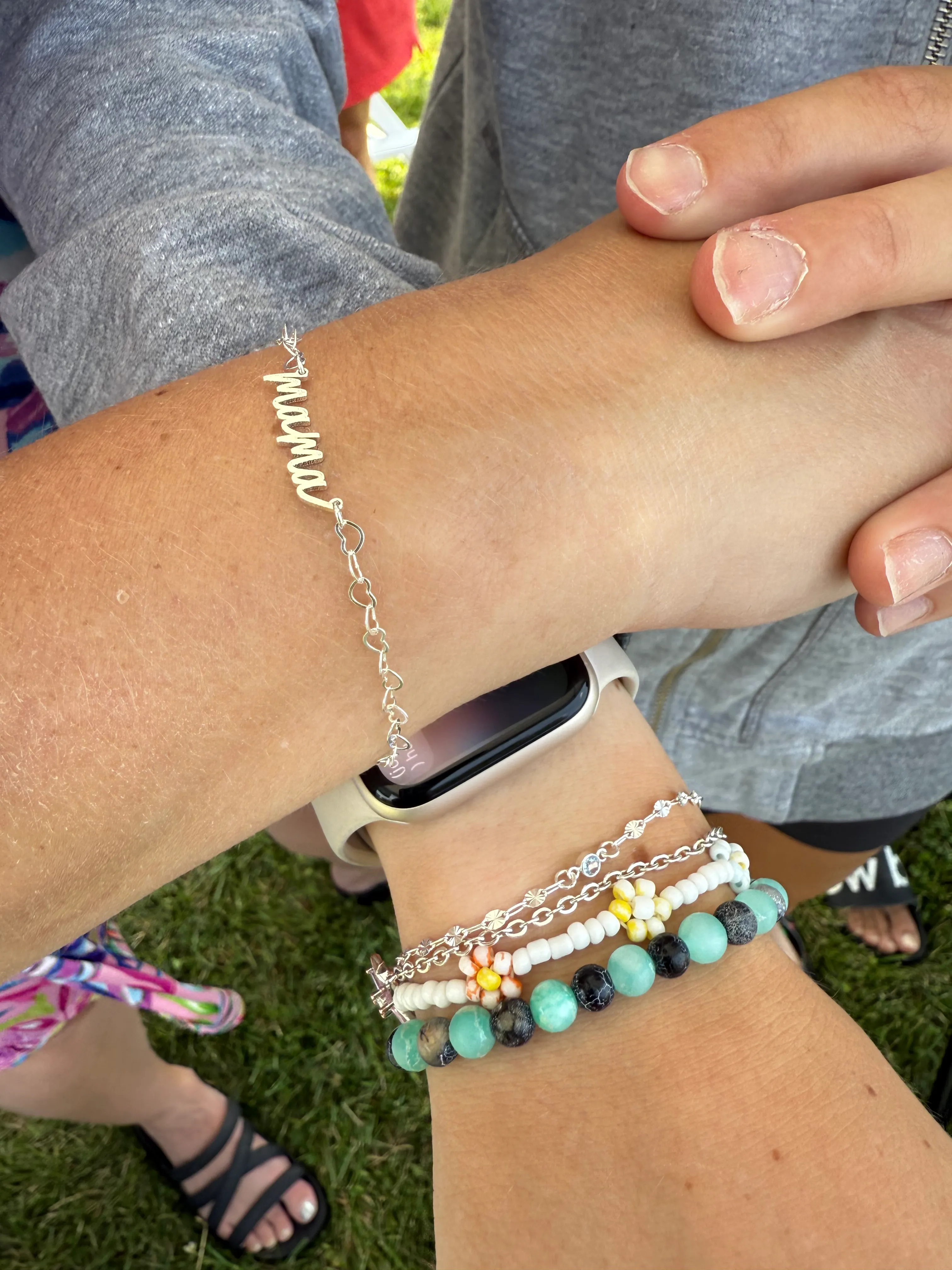 Mama connector bracelet