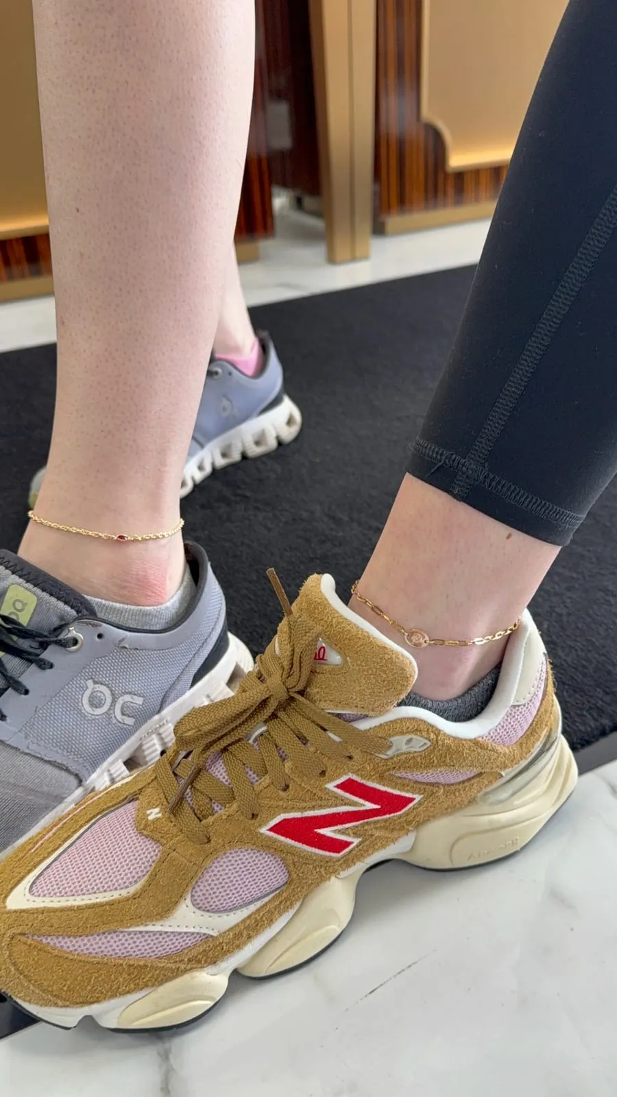 Permanent anklet