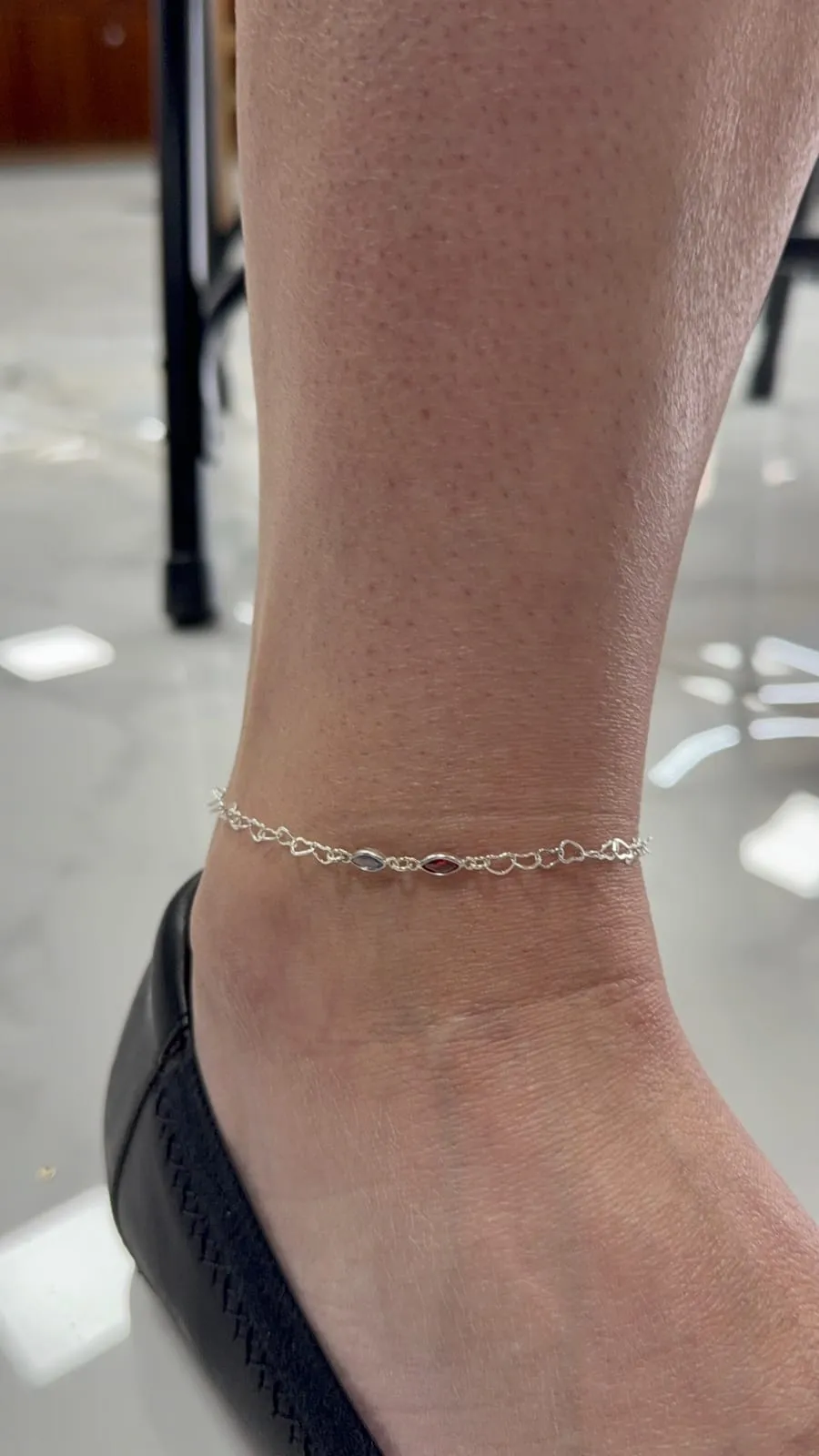 Permanent anklet