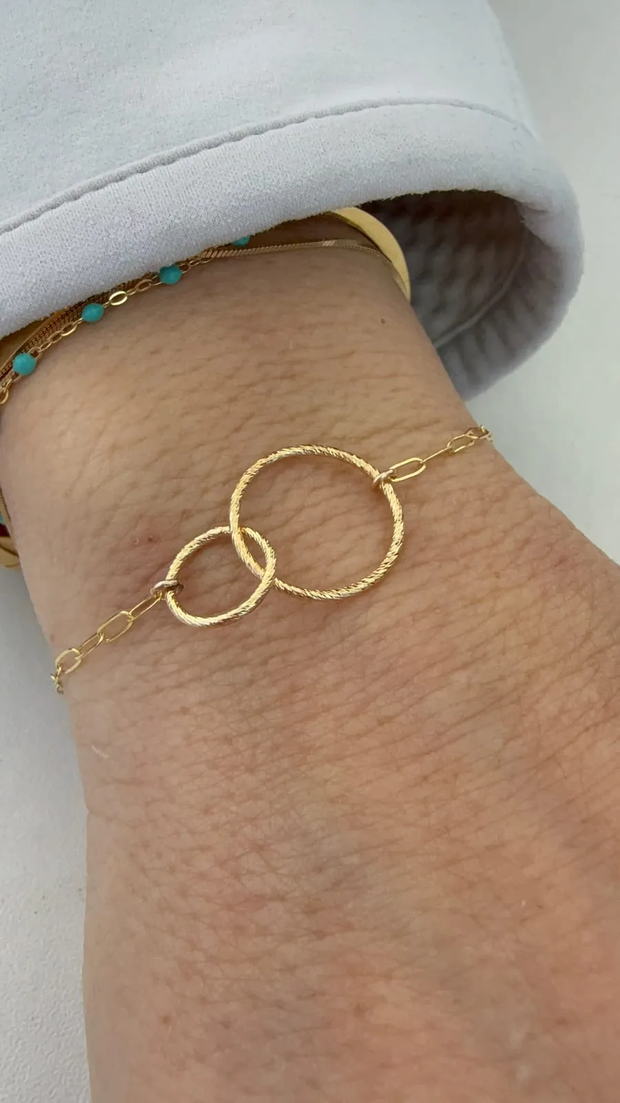 Welded permanent bracelet